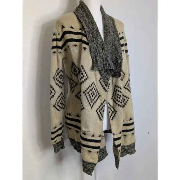 Charming Charlie Beige Size Small Open Cardigan Black Beige Long Sleeve - Picture 2 of 8
